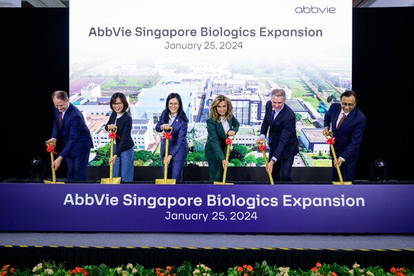 AbbVie and Singapore Economic Development Board officials participate in a groundbreaking ceremony on Jan. 25 for AbbVie’s $223 million expansion of its Singapore manufacturing site. Once completed, the new expansion will add new biologics manufacturing capacity to AbbVie's global network and more than 100 new jobs in Singapore.